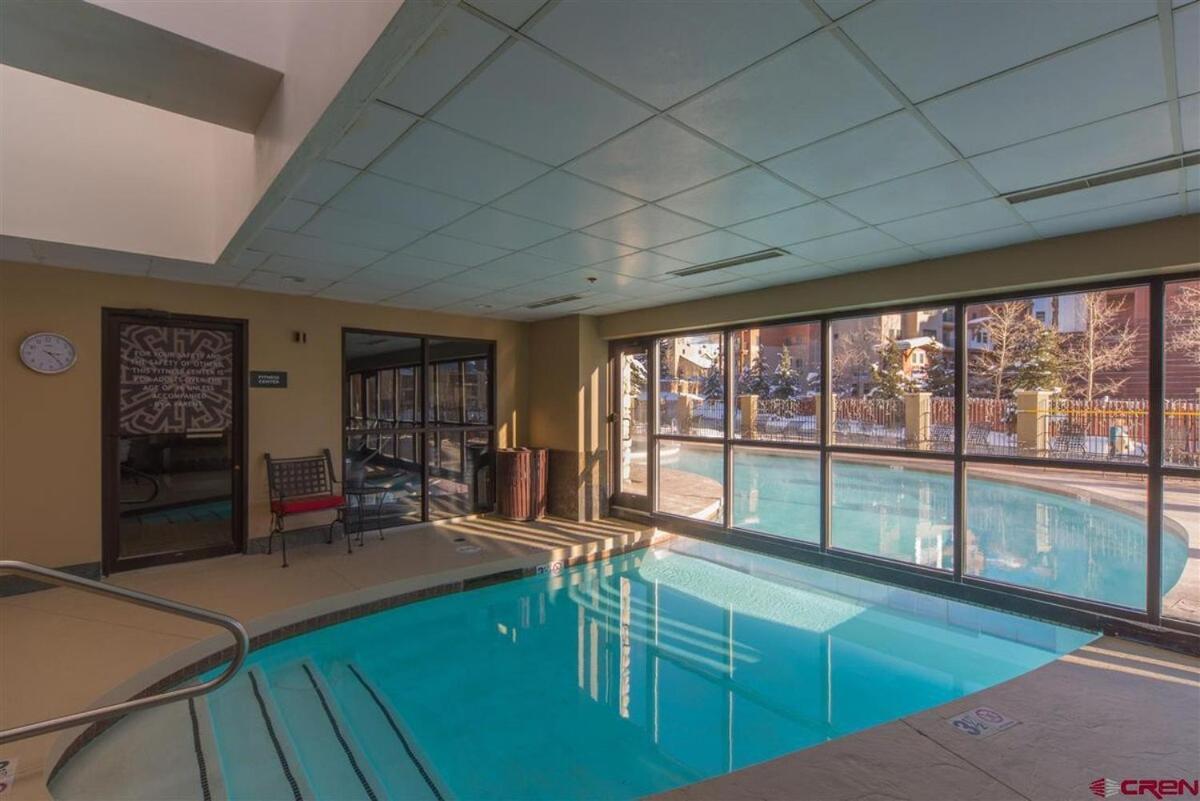 Studio 565 Perfect Location With Pool And Hot Tub 克雷斯特德比特 外观 照片