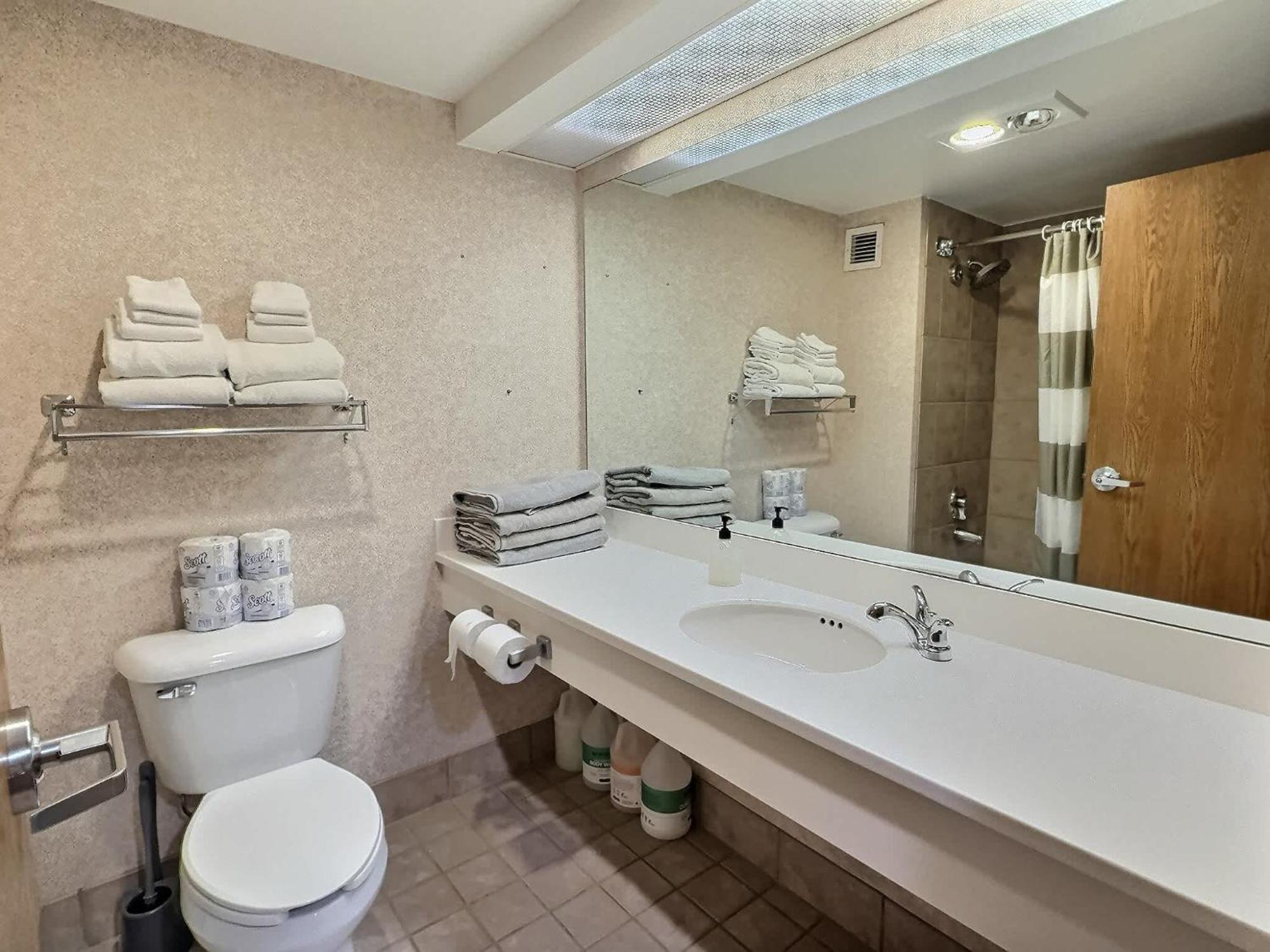 Studio 565 Perfect Location With Pool And Hot Tub 克雷斯特德比特 外观 照片